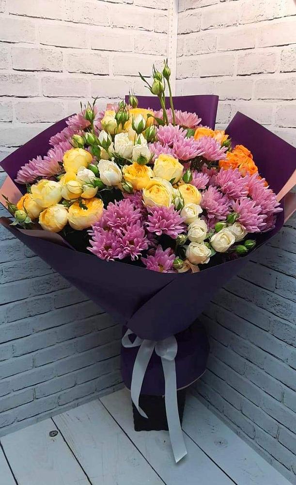 Букет цветов из: Хризантемы и Розы в Воскресенской
