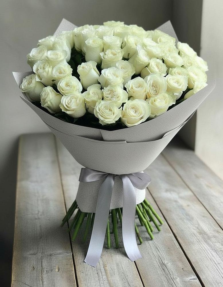 Букет 35 Белых роз в Воскресенской