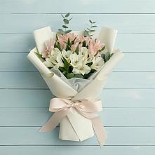 Букет цветов из:  Альстромерии в Воскресенской