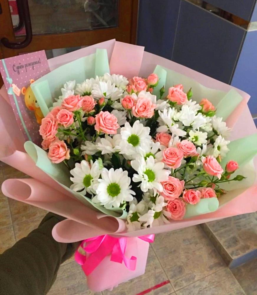 Букет цветов из: Розы и Хризантемы в Воскресенской