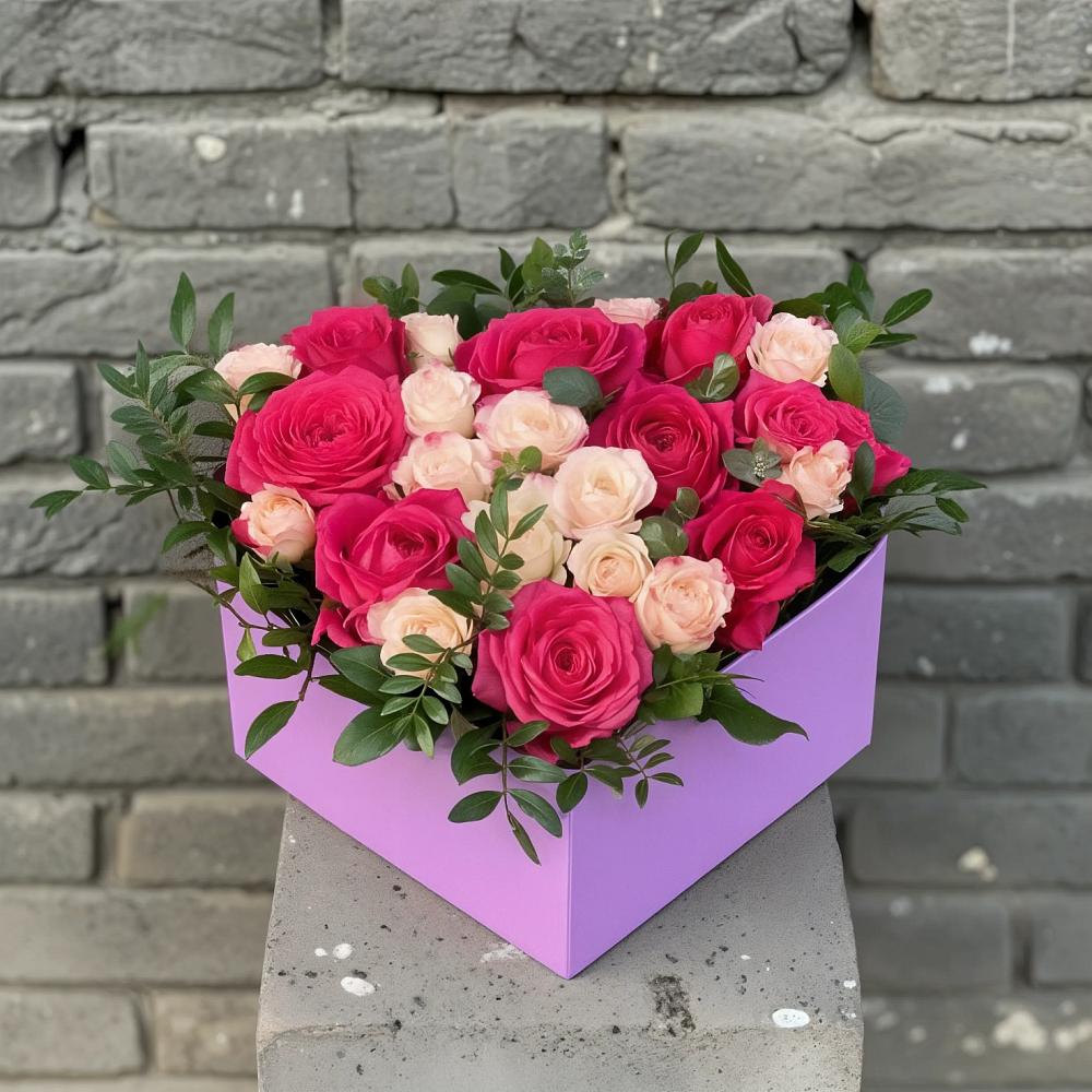 Цветочная композиция из Розы в коробке в Воскресенской