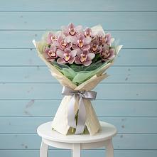 Букет цветов из:  Орхидеи и Розы в Воскресенской