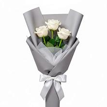 Букет 3 белые розы #REPLACE_PRED# Воскресенской