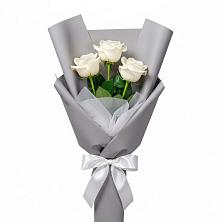 Букет 3 белые розы в Воскресенской