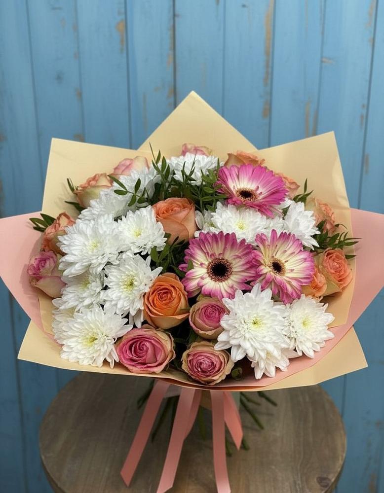 Букет цветов из: Розы, Герберы и Хризантемы в Воскресенской