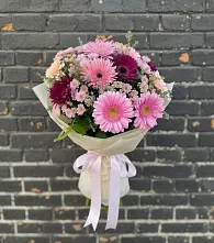 Букет цветов из:  Герберы и Хризантемы #REPLACE_PRED# Воскресенской