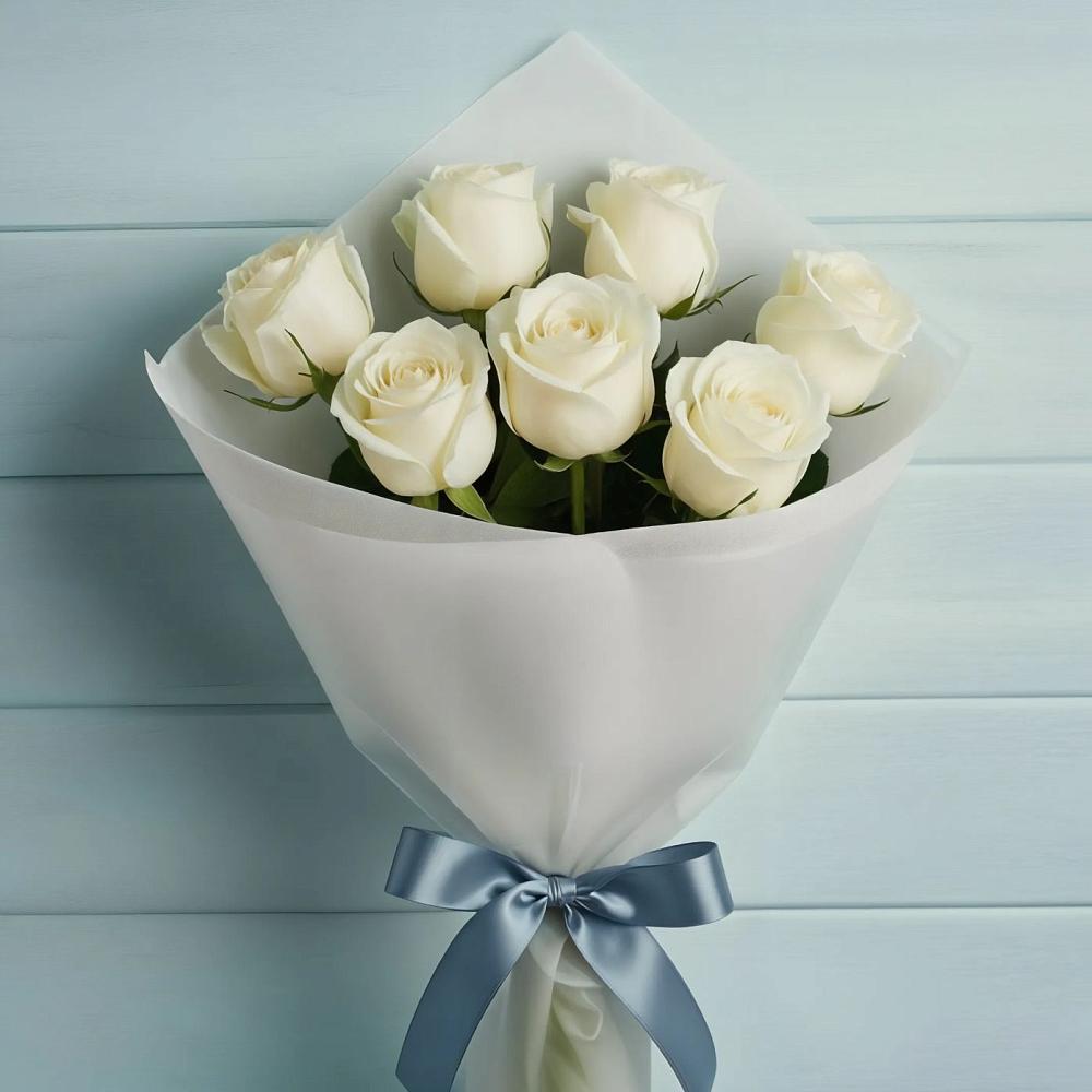 Букет 7 Белых роз Эдлесс Лав в Воскресенской